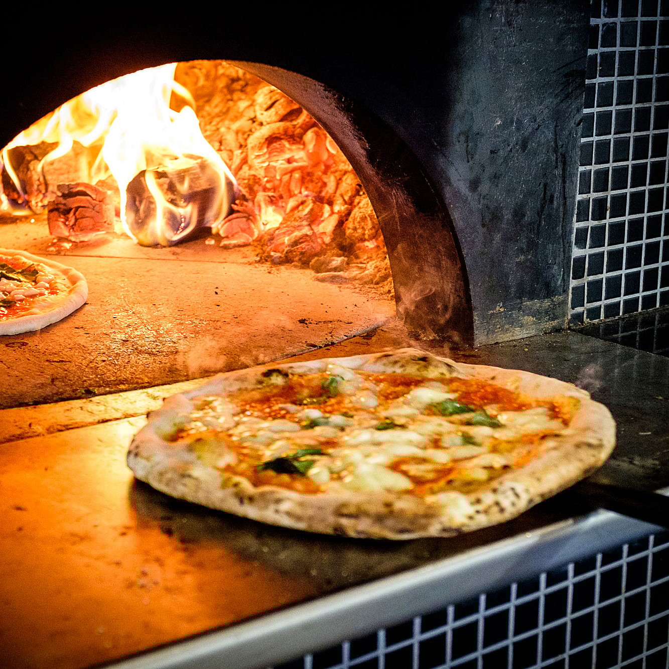 Santa Maria Pizzeria Straight Forward Design